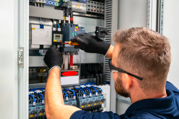 Best Circuit Breaker Repair  in Pimmit Hills, VA